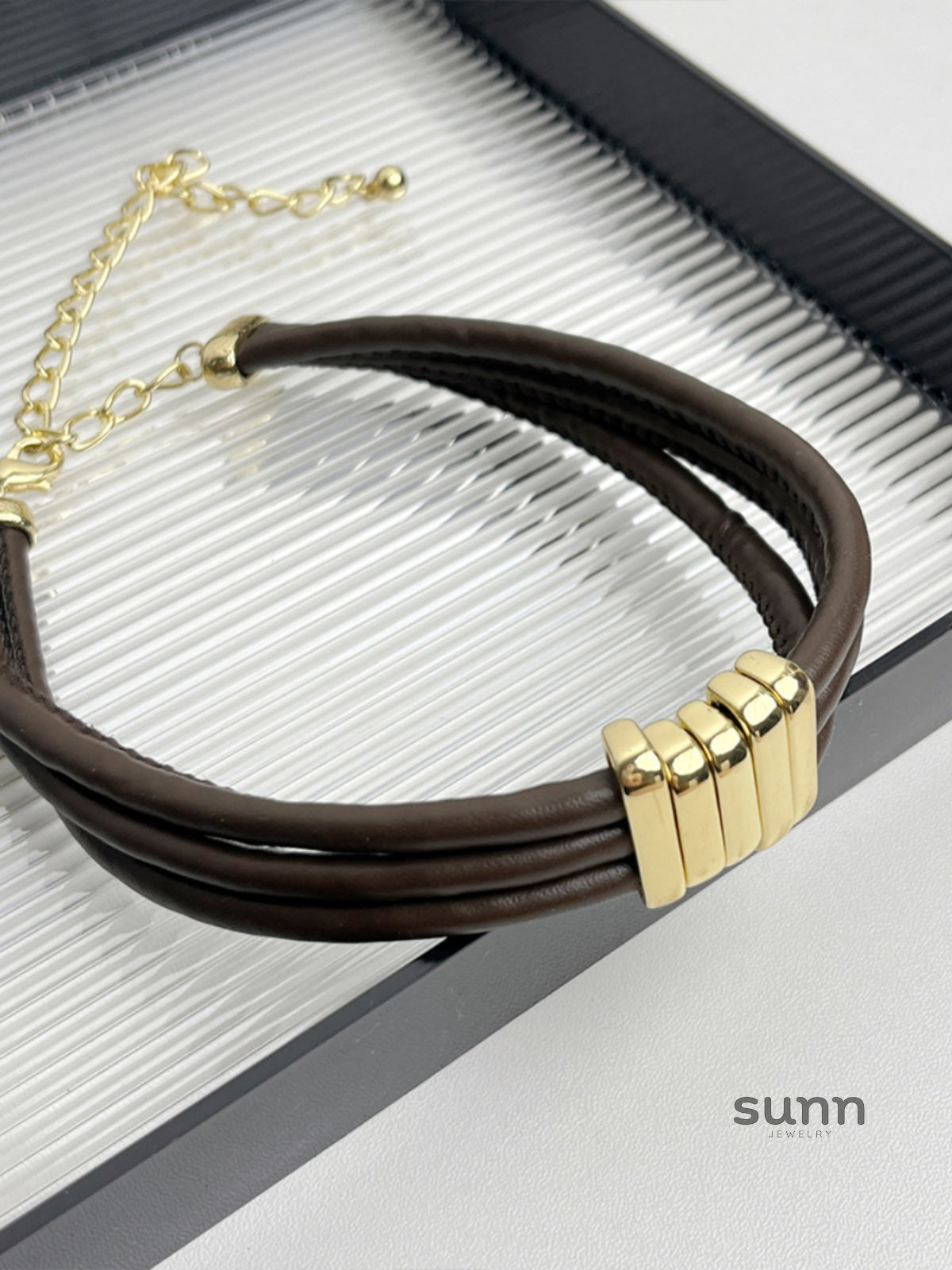 Angelina Layered Leather Choker [H7YRSE9I]