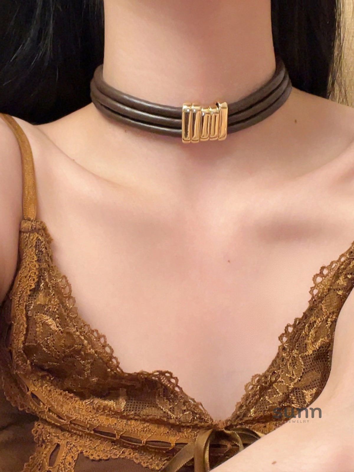 Angelina Layered Leather Choker [GOTF0JWS]
