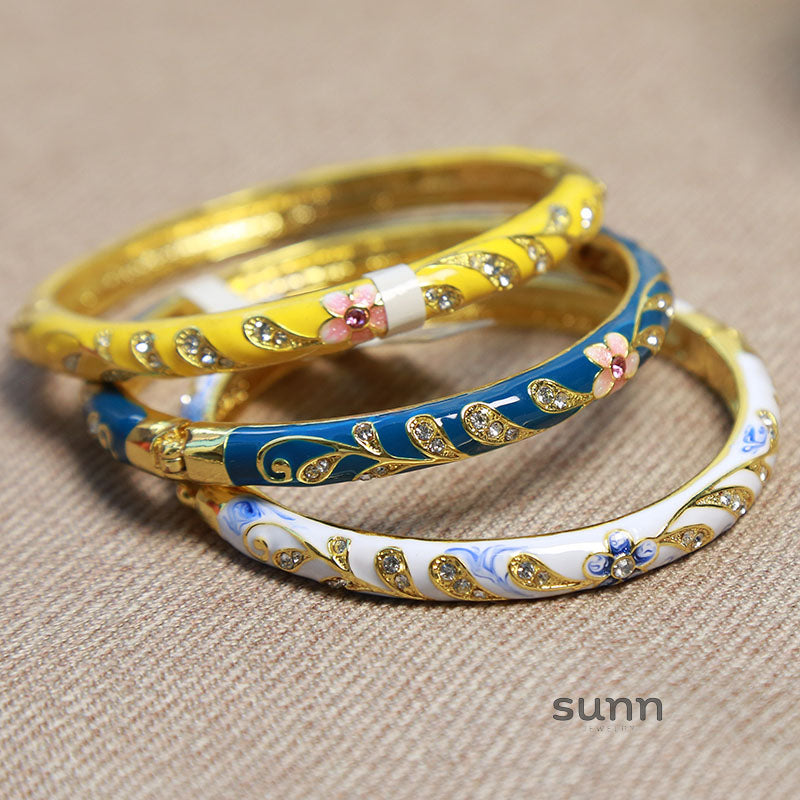 Angelique Floral Enamel Bangle [UHN3QF5Y]