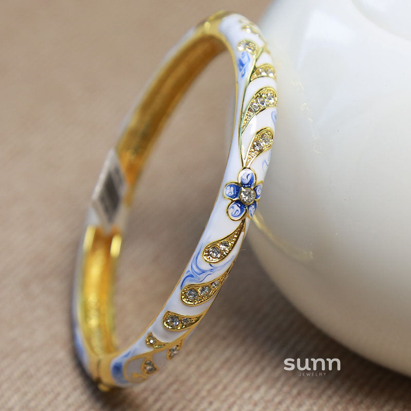 Angelique Floral Enamel Bangle [LEGEBR1U]