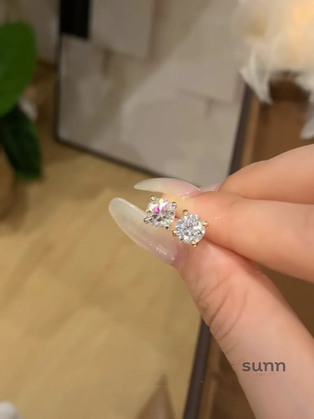 Anijah Star Cluster Stud Earrings