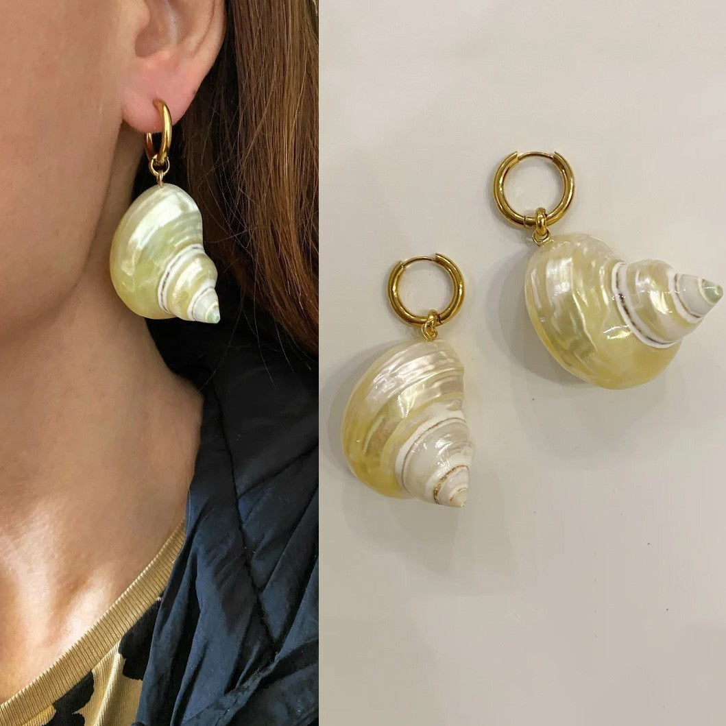 Anistyn Spiral Conch Earrings [IUIAUYIB]