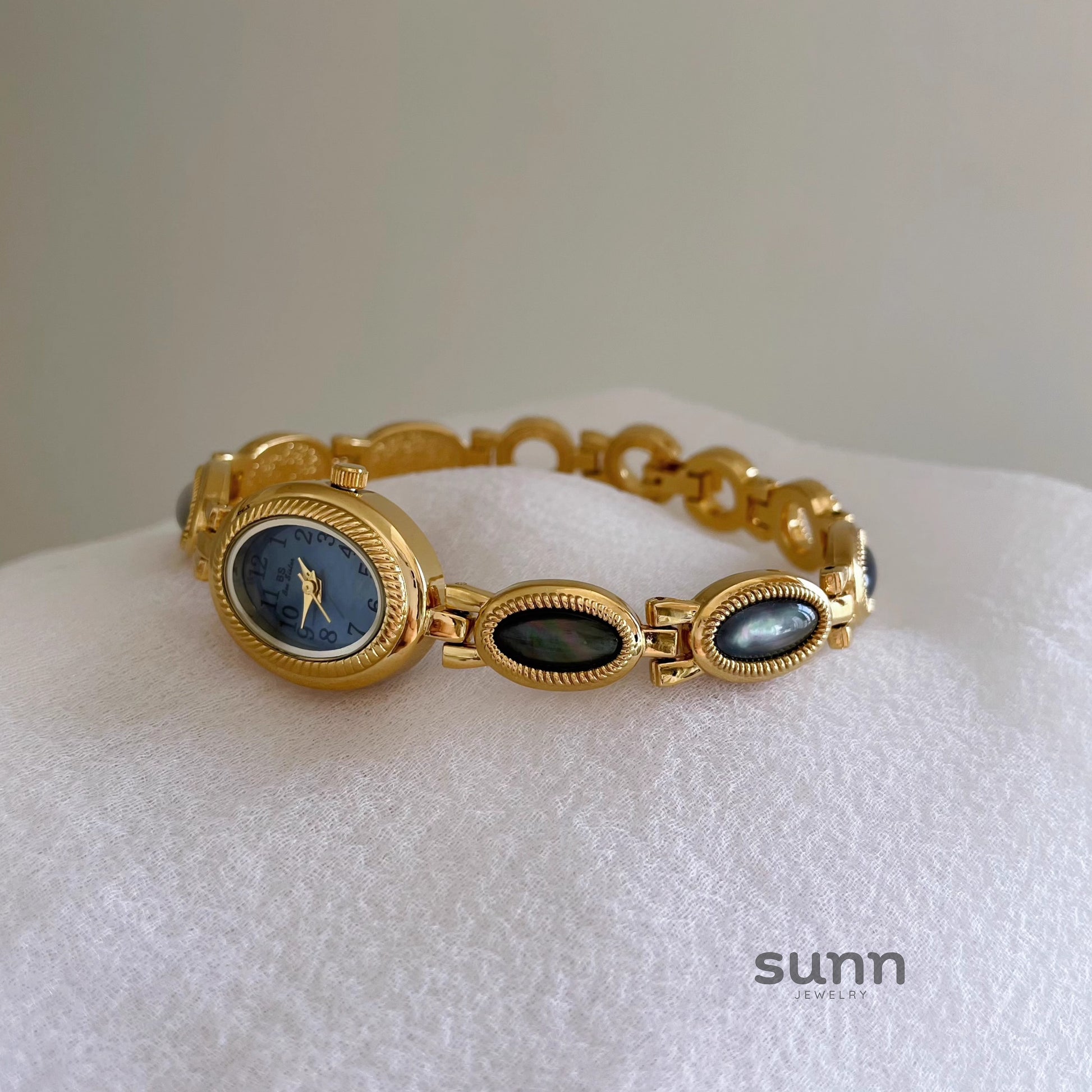 Aniya Mist Pearl Bracelet Watch [FN2KX1LR]