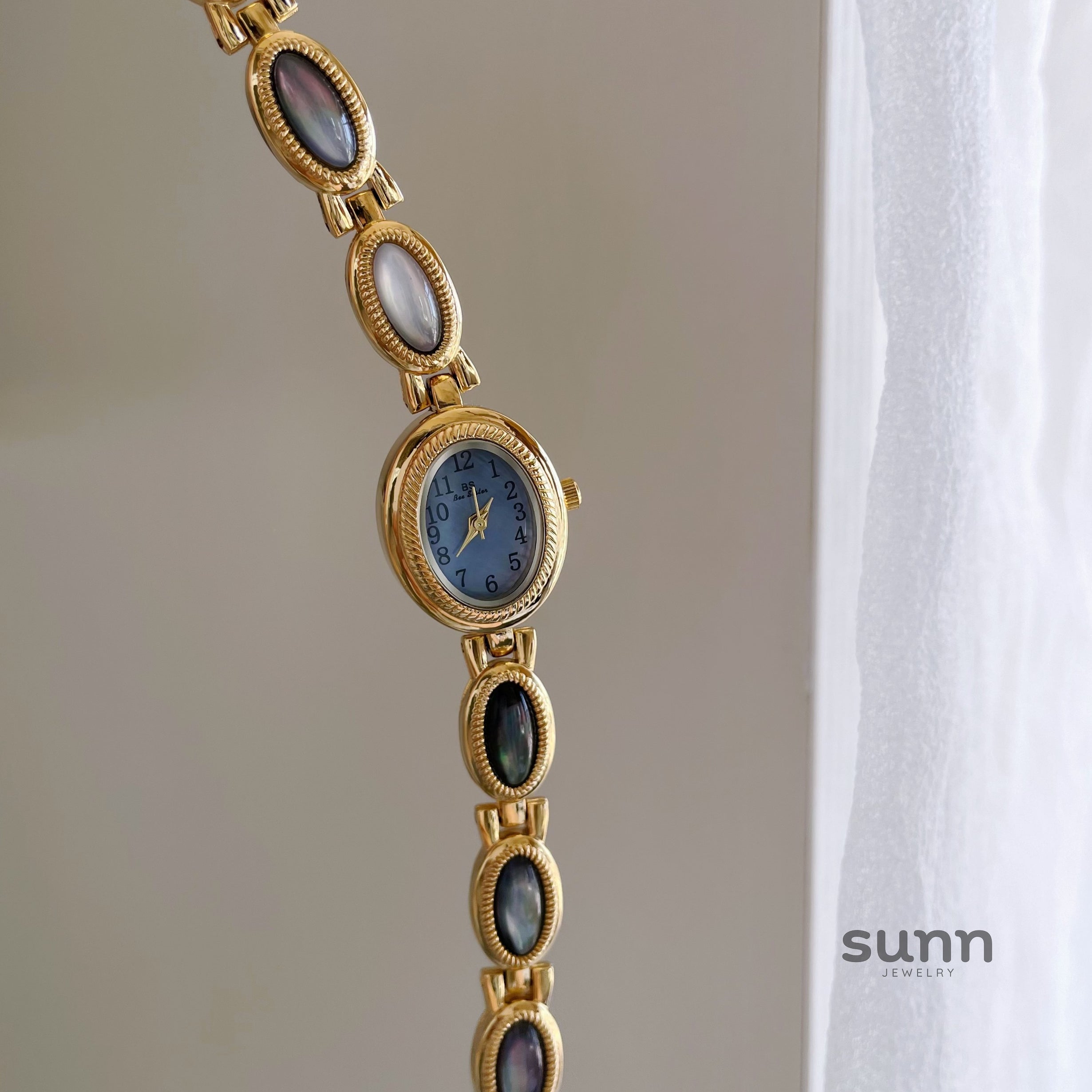 Aniya Mist Pearl Bracelet Watch [4BYRYGD6]
