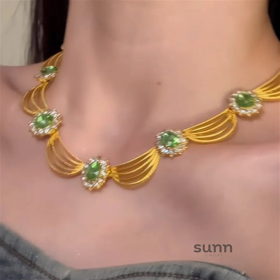 Aniyla Crystal Ornate Choker
