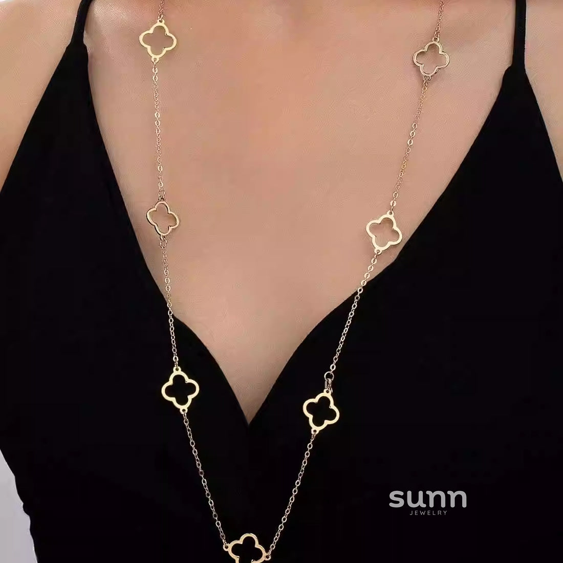 Aniylah Gold Clover Necklace