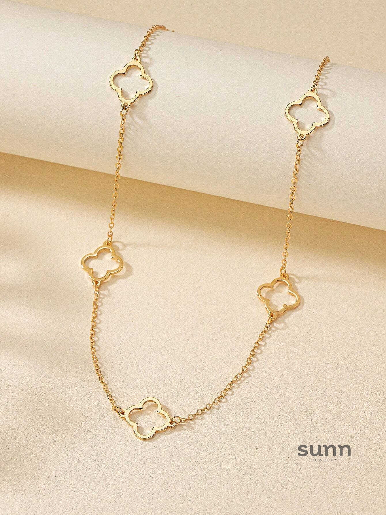 Aniylah Gold Clover Necklace