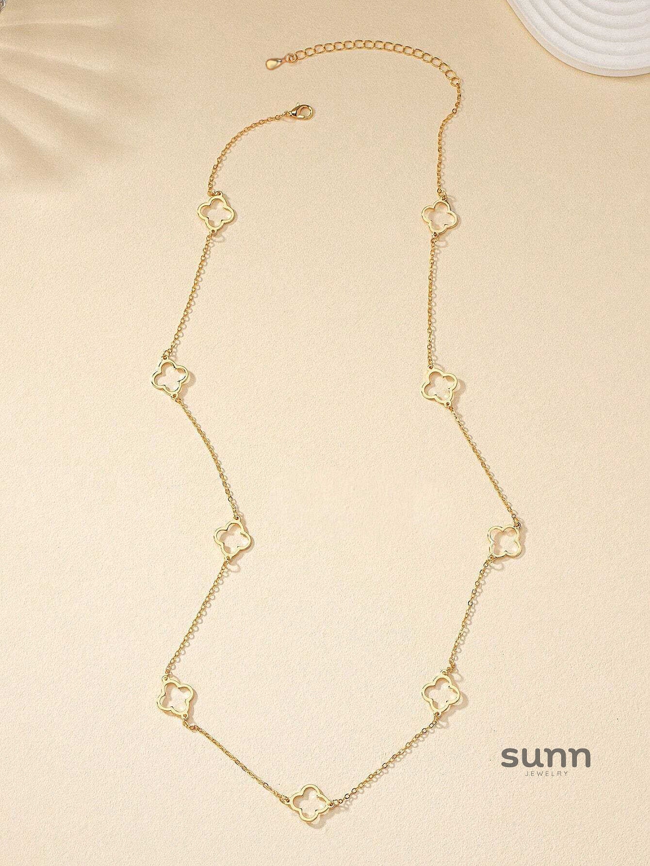 Aniylah Gold Clover Necklace