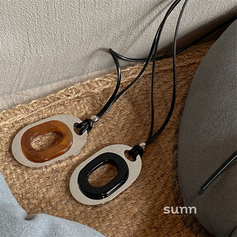 Anjali Cold Style Cutout Necklace [RCX40KJW]