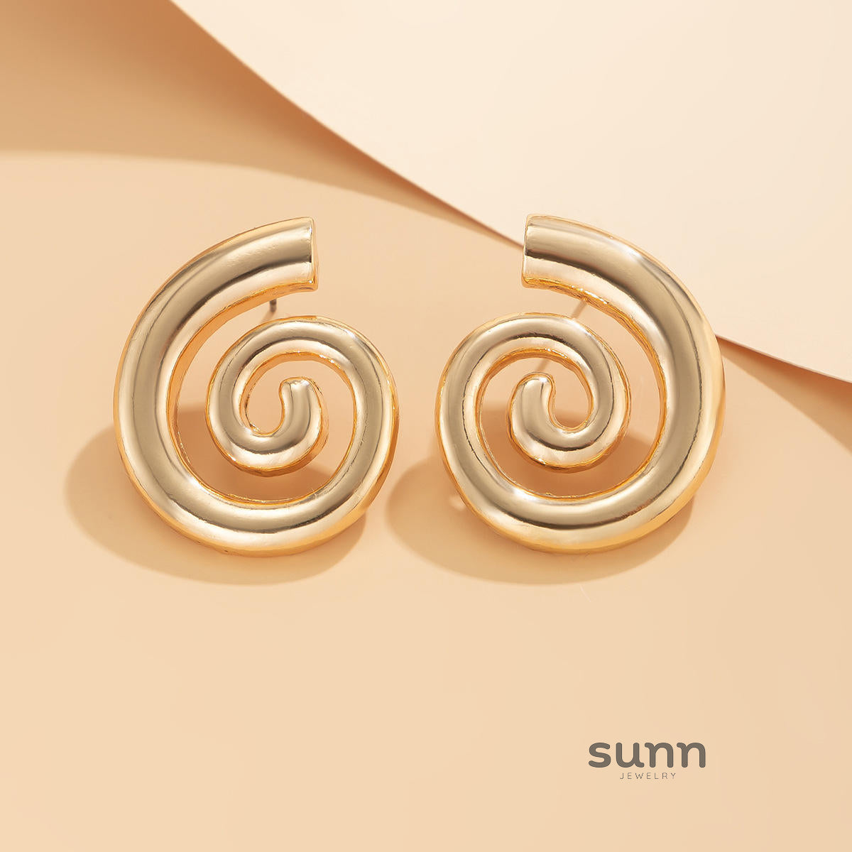Ann Ocean-Inspired Spiral Earrings [PRIM8FLK]