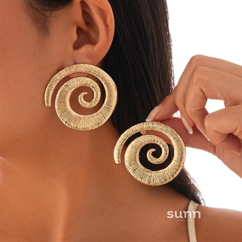 Ann Ocean-Inspired Spiral Earrings [T4755DXK]