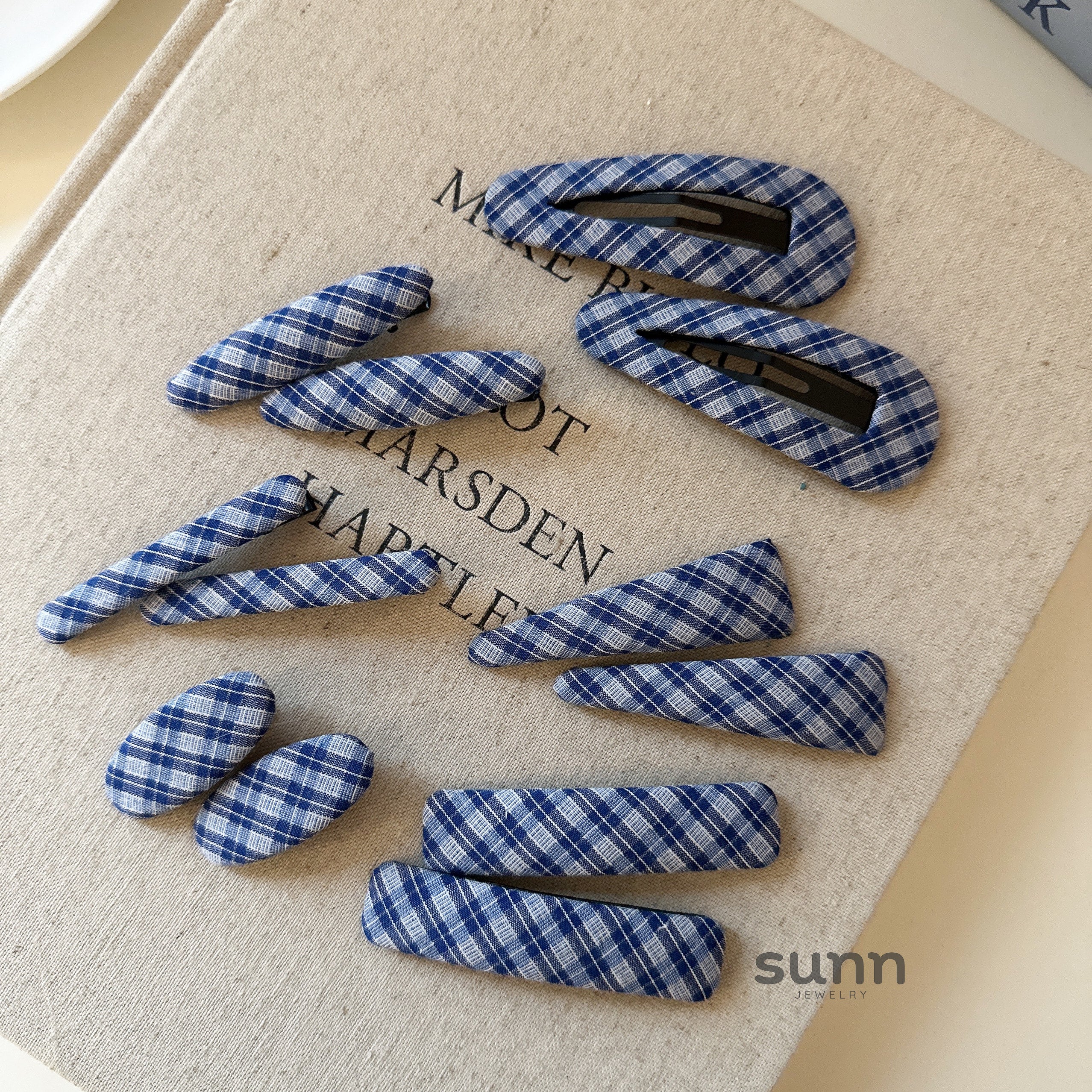 Annah Plaid Fabric Hair Clip [6J7SSBQQ]