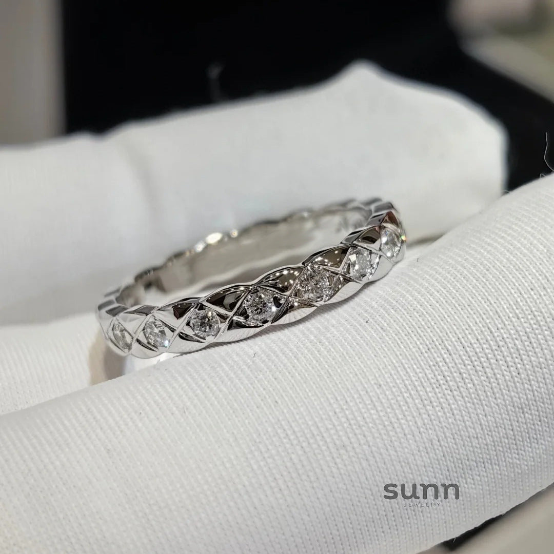 Annalea Diamond Pattern Ring [QXM59OYM]
