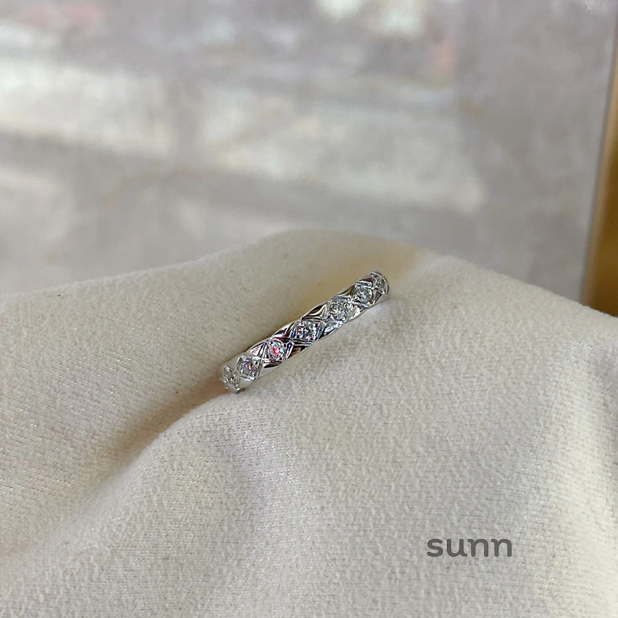 Annalea Diamond Pattern Ring [XMYB3OUN]