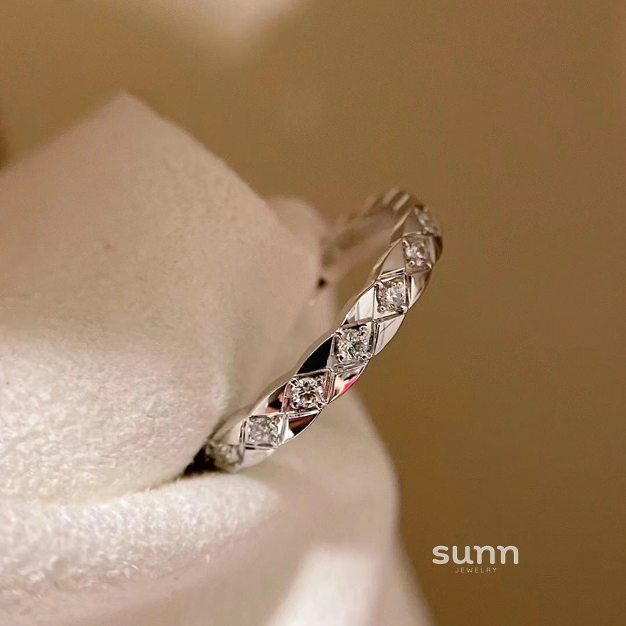 Annalea Diamond Pattern Ring [0CLJD4HH]