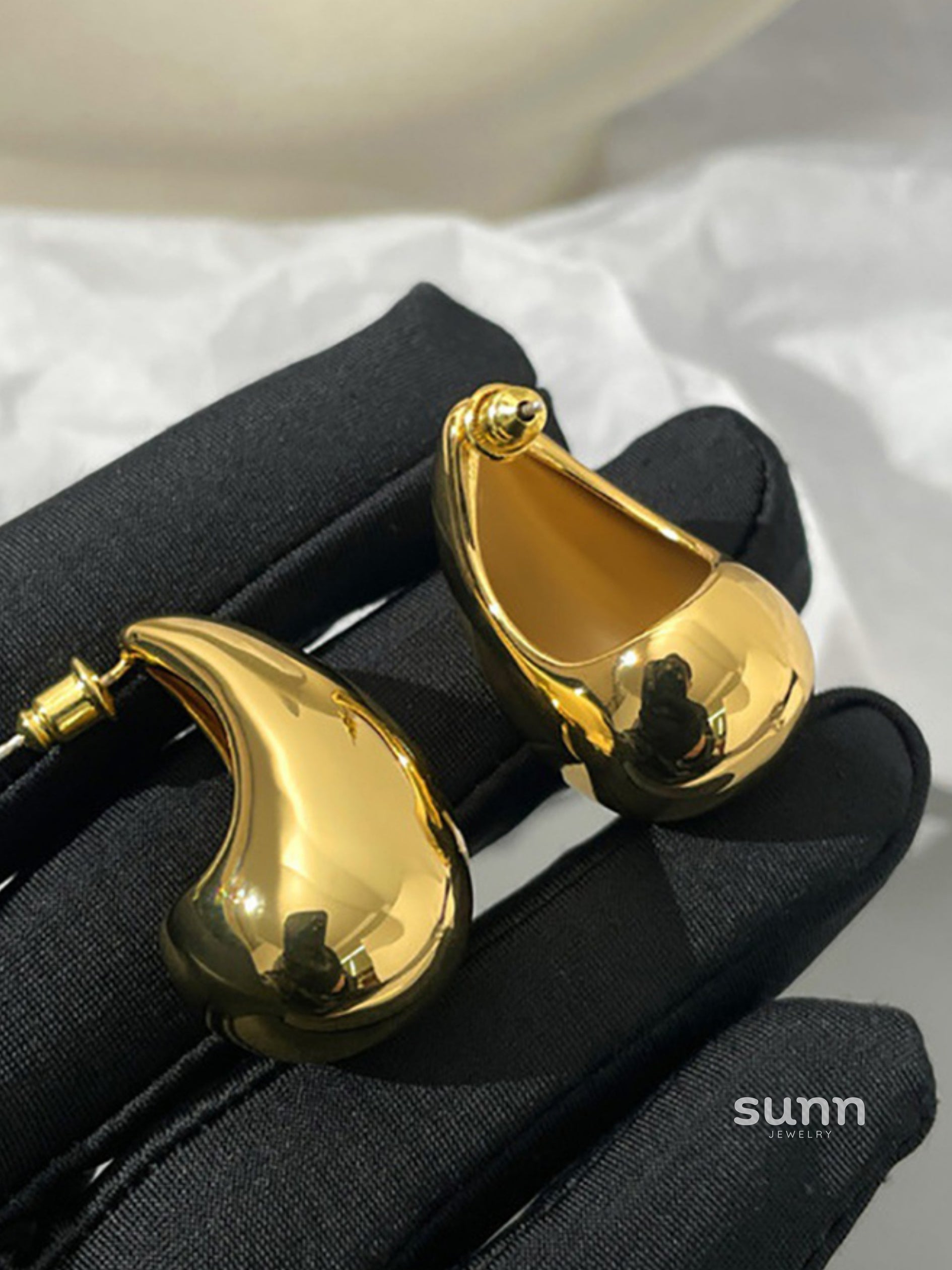 Annaleigh Polished Waterdrop Earrings [XTNHHZ0J]