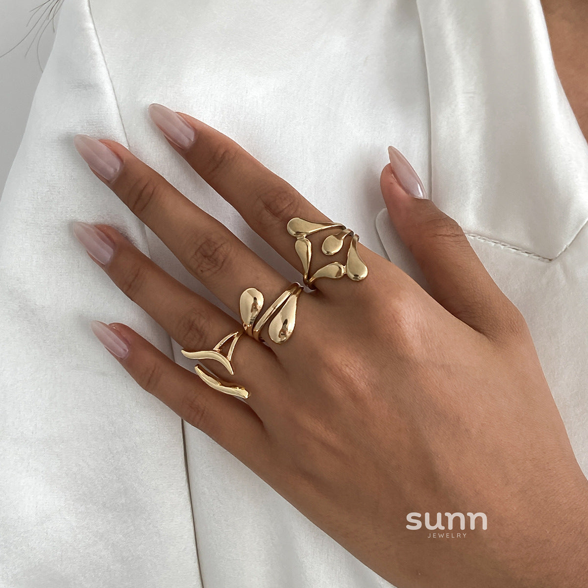 Annalicia Geometric Pearl Ring [SLVI8W4U]