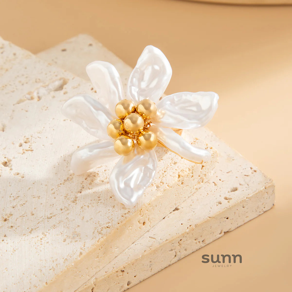 Annamae Floral Pearl Layered Necklace