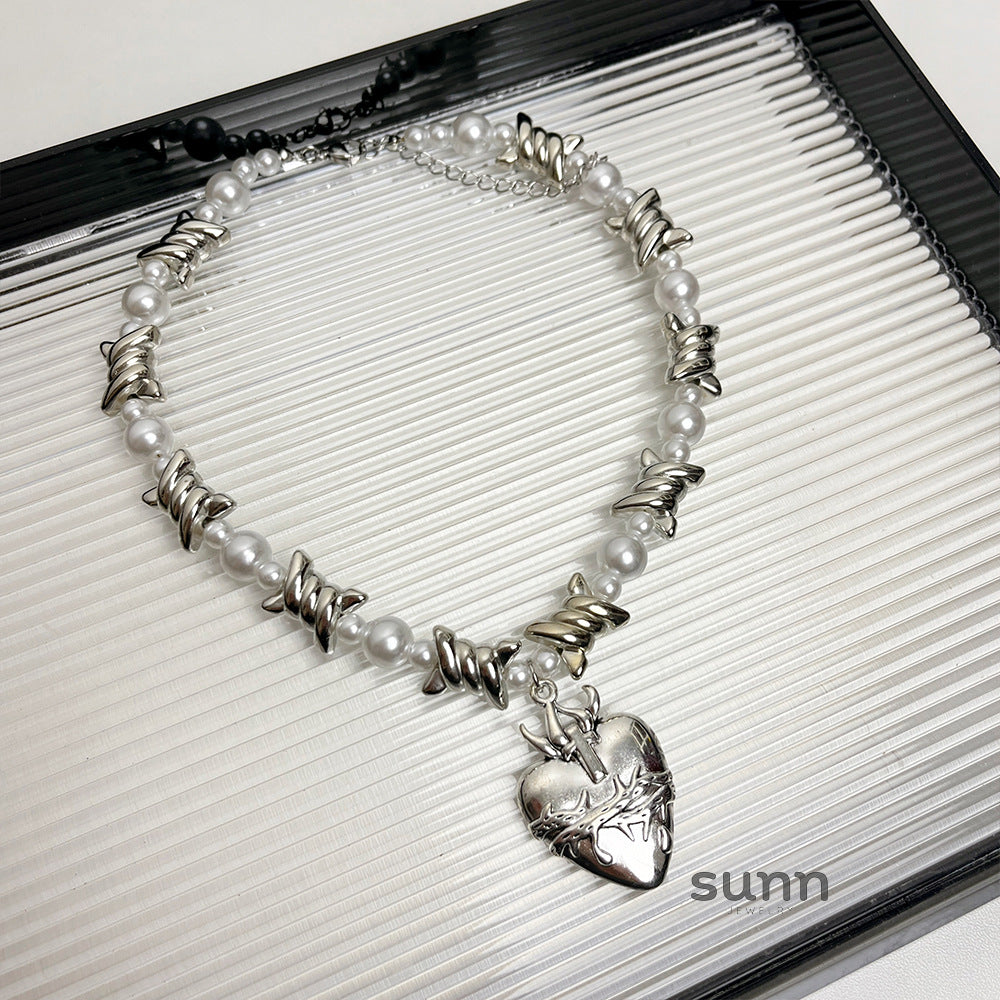 Annastasia Thorn Heart Pearl Choker [34LP2O5S]