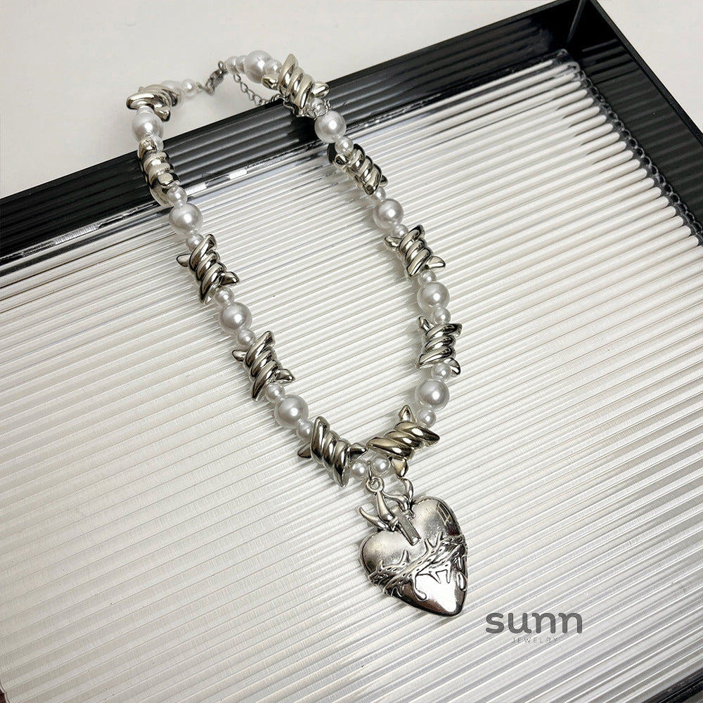 Annastasia Thorn Heart Pearl Choker [Z1XJ1JHO]