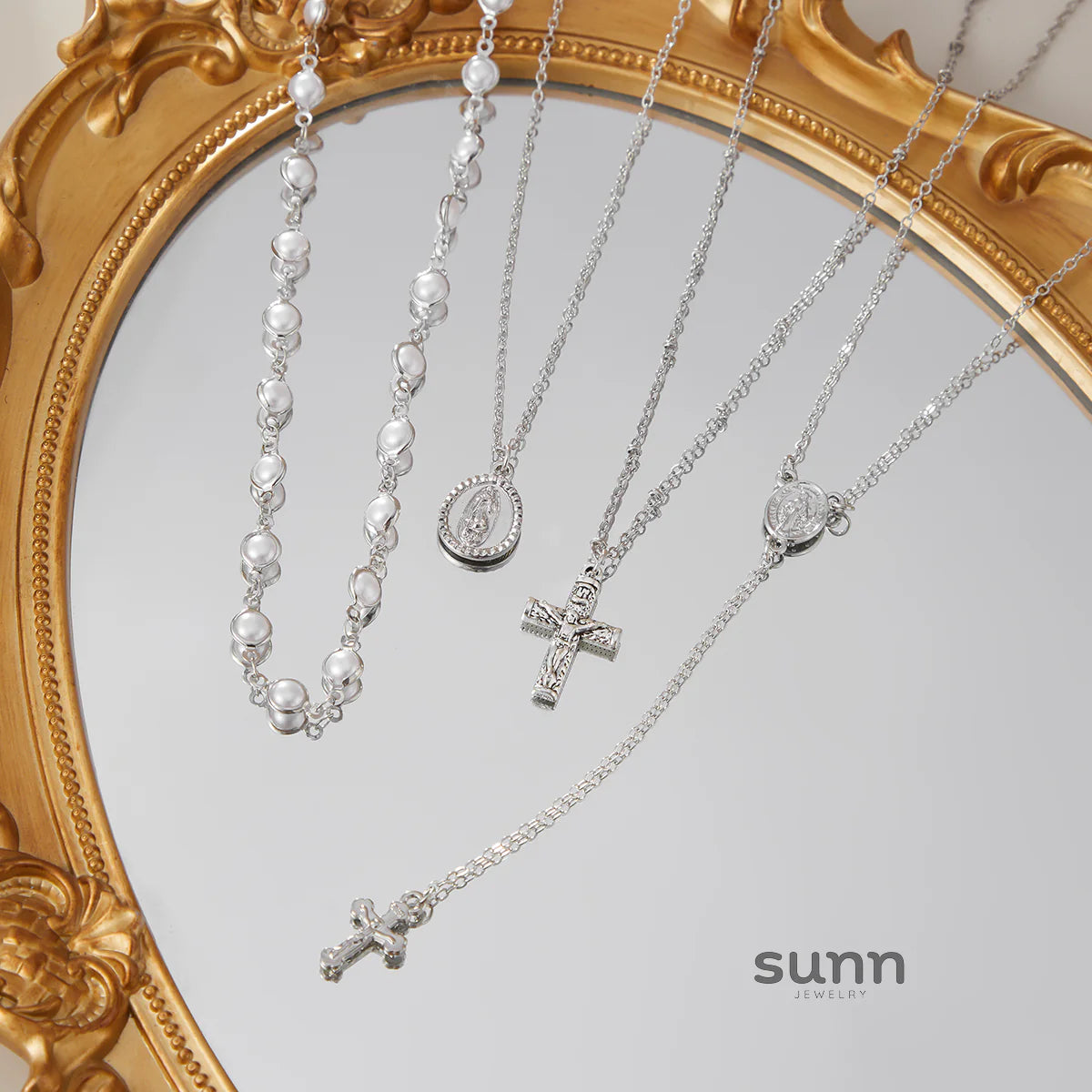 Annemarie Layered Pendant Necklace Set