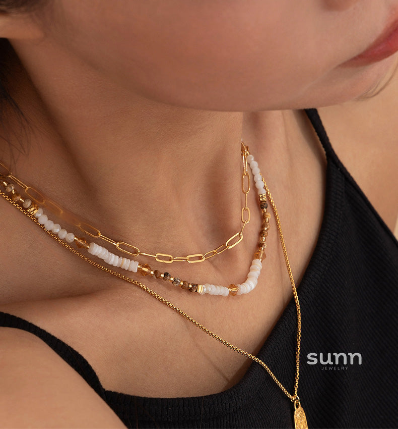 Annemarie Layered Stone Pendant Necklace [77UD68NB]