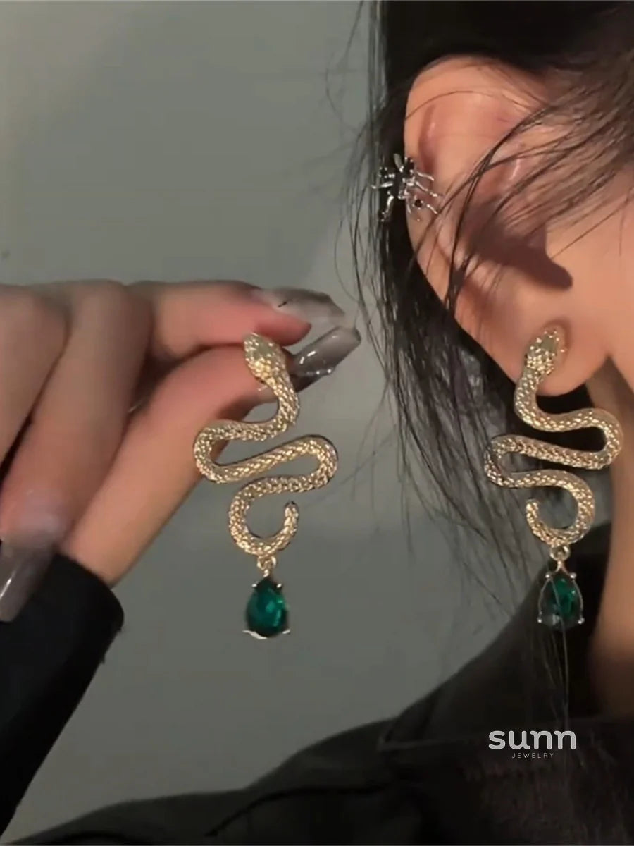 Annika Emerald Snake Earrings