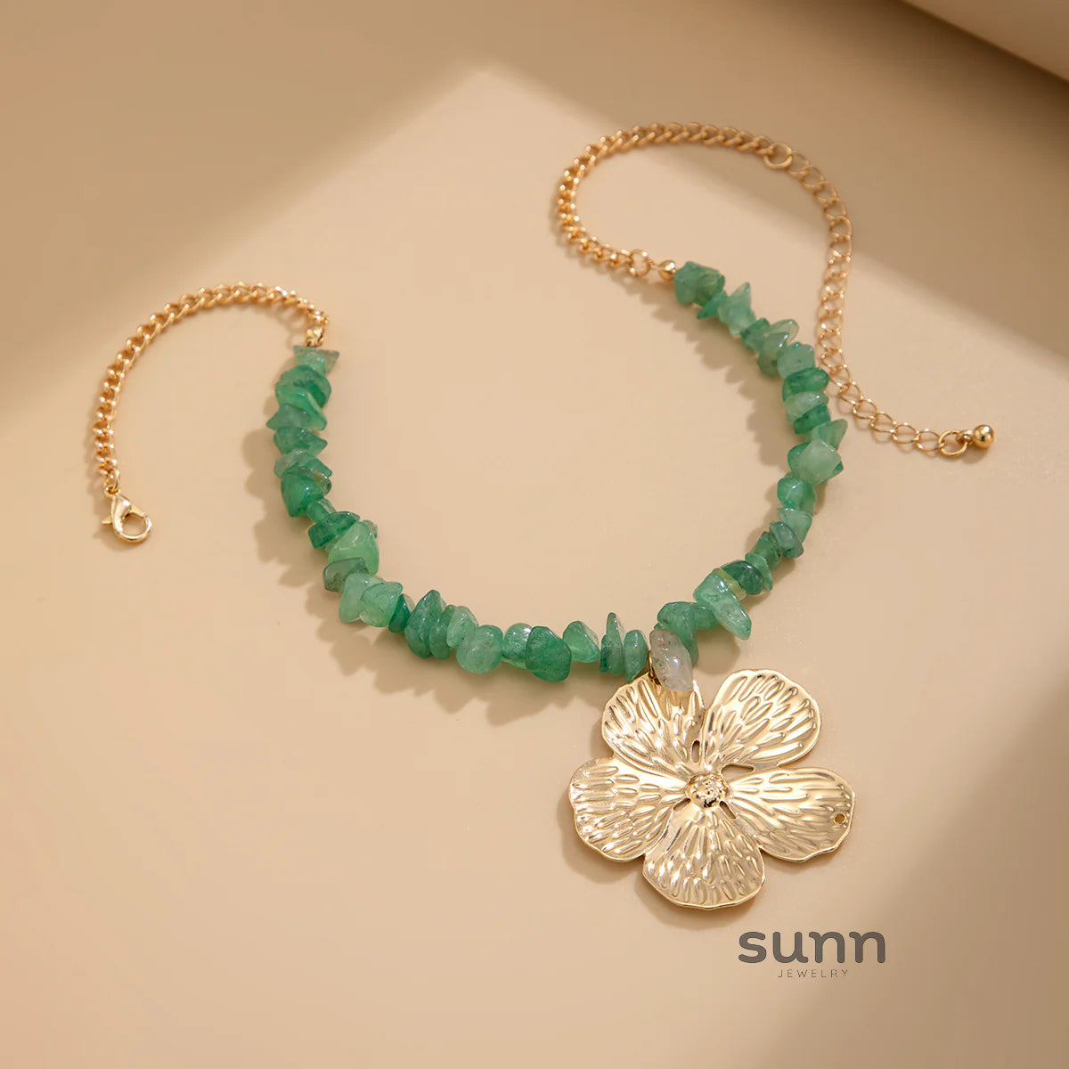 Anny Gold Flower Clavicle Necklace