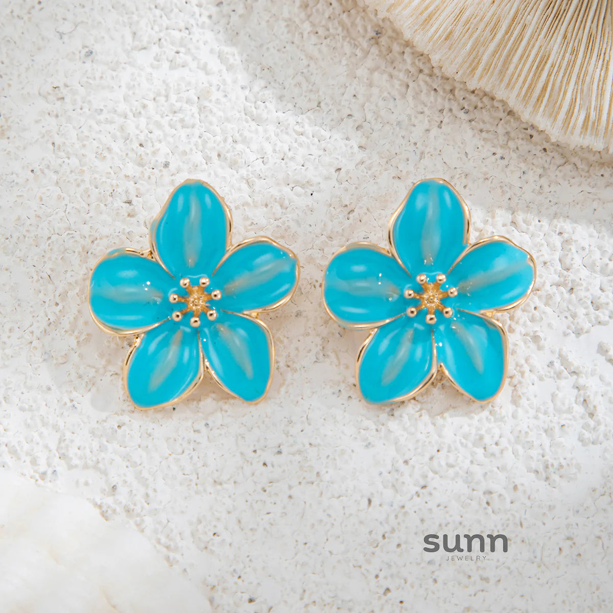Anny Petal Bloom Stud Earrings