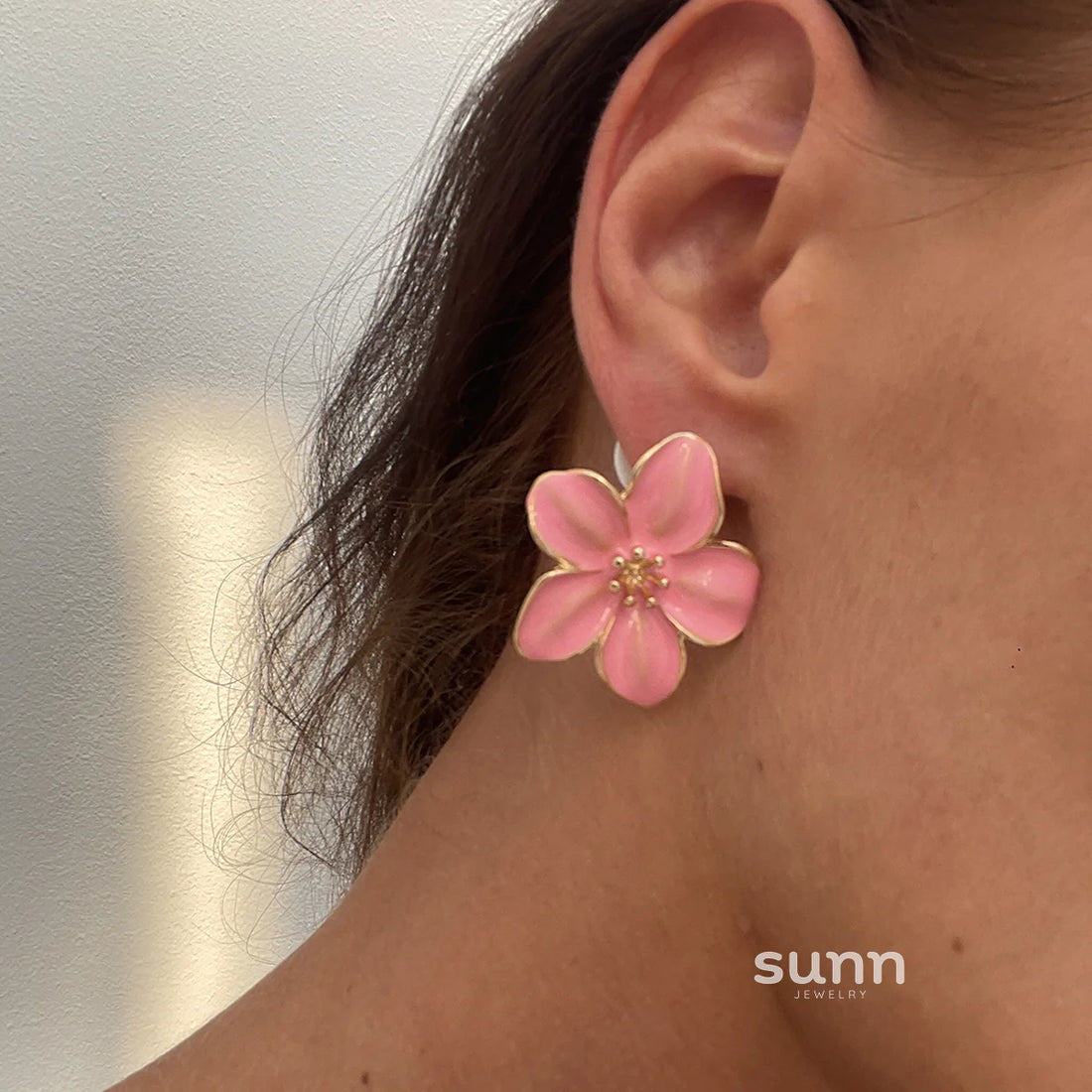 Anny Petal Bloom Stud Earrings