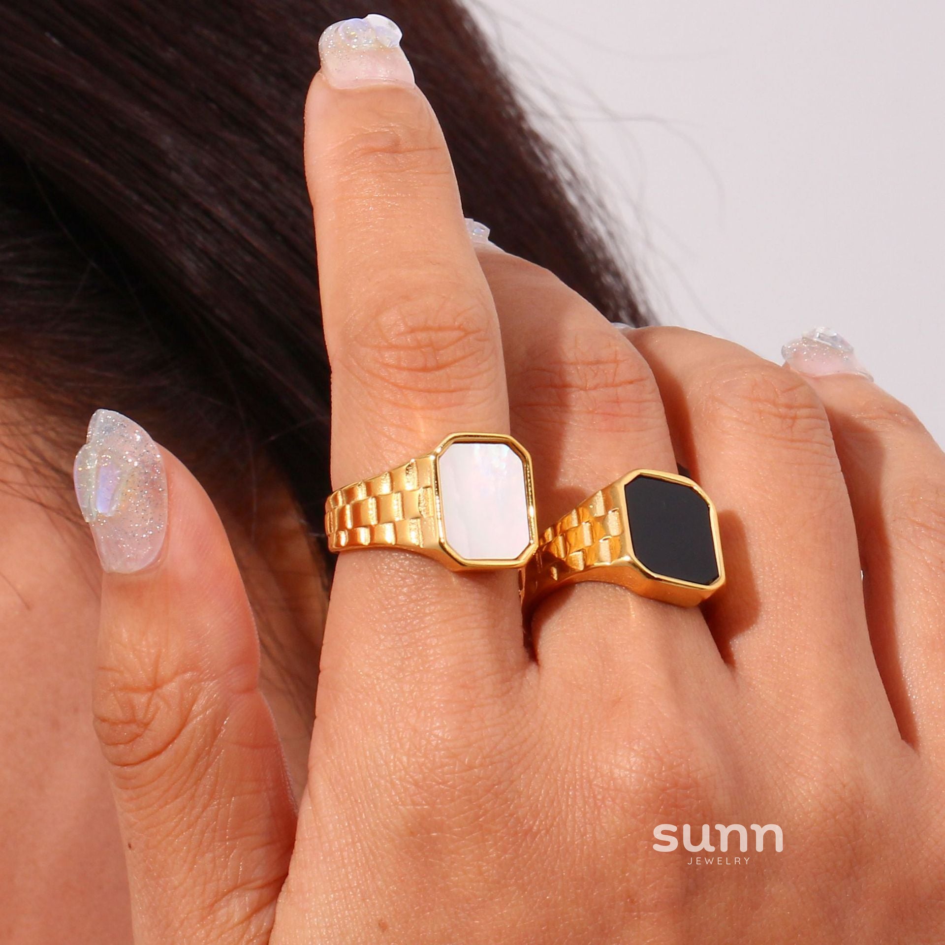 Anora Delicate Shell Rings [C206V06G]