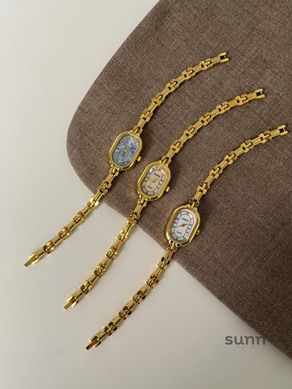Anslee Mother-of-Pearl Bracelet Watch [64G0SBXR]