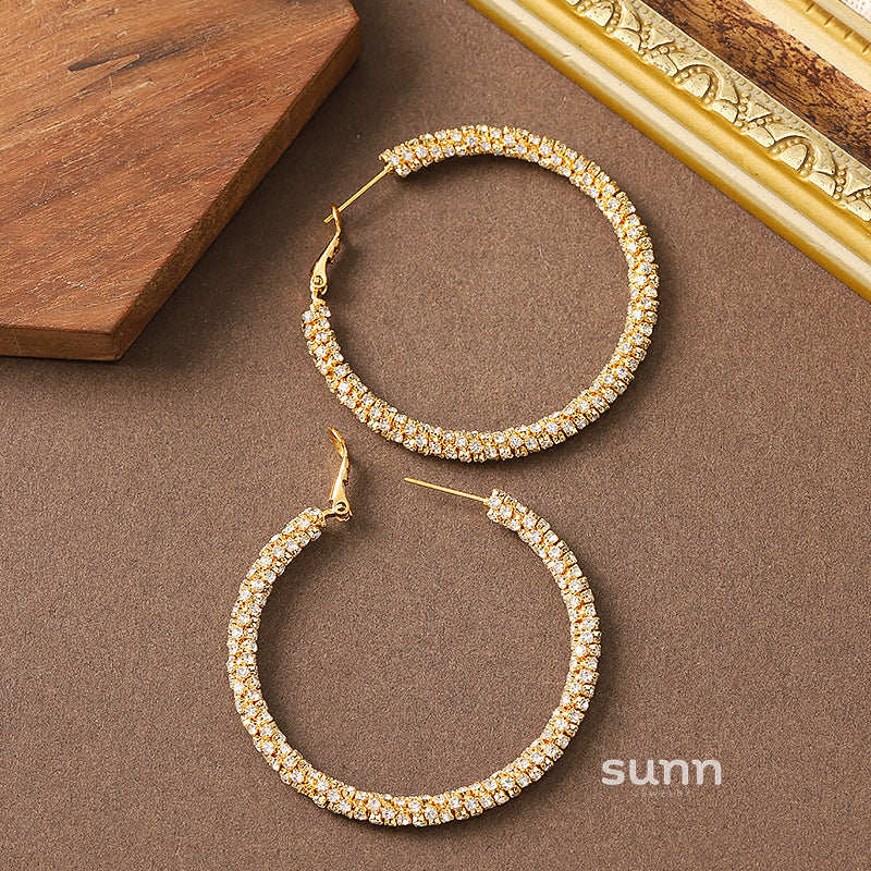 Ansleigh Radiant Hoop Earrings [EH07XGW1]