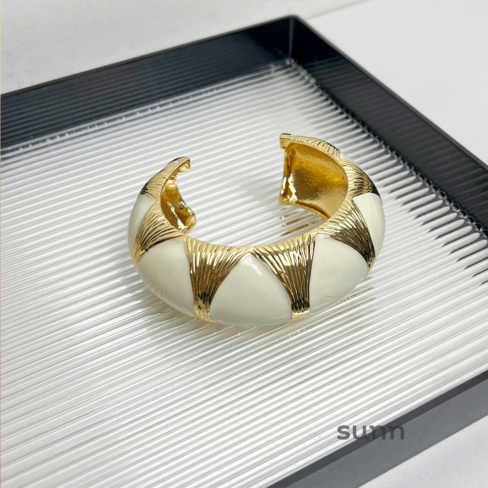 Antonella Enamel Cuff Bracelet [BE5CSH91]