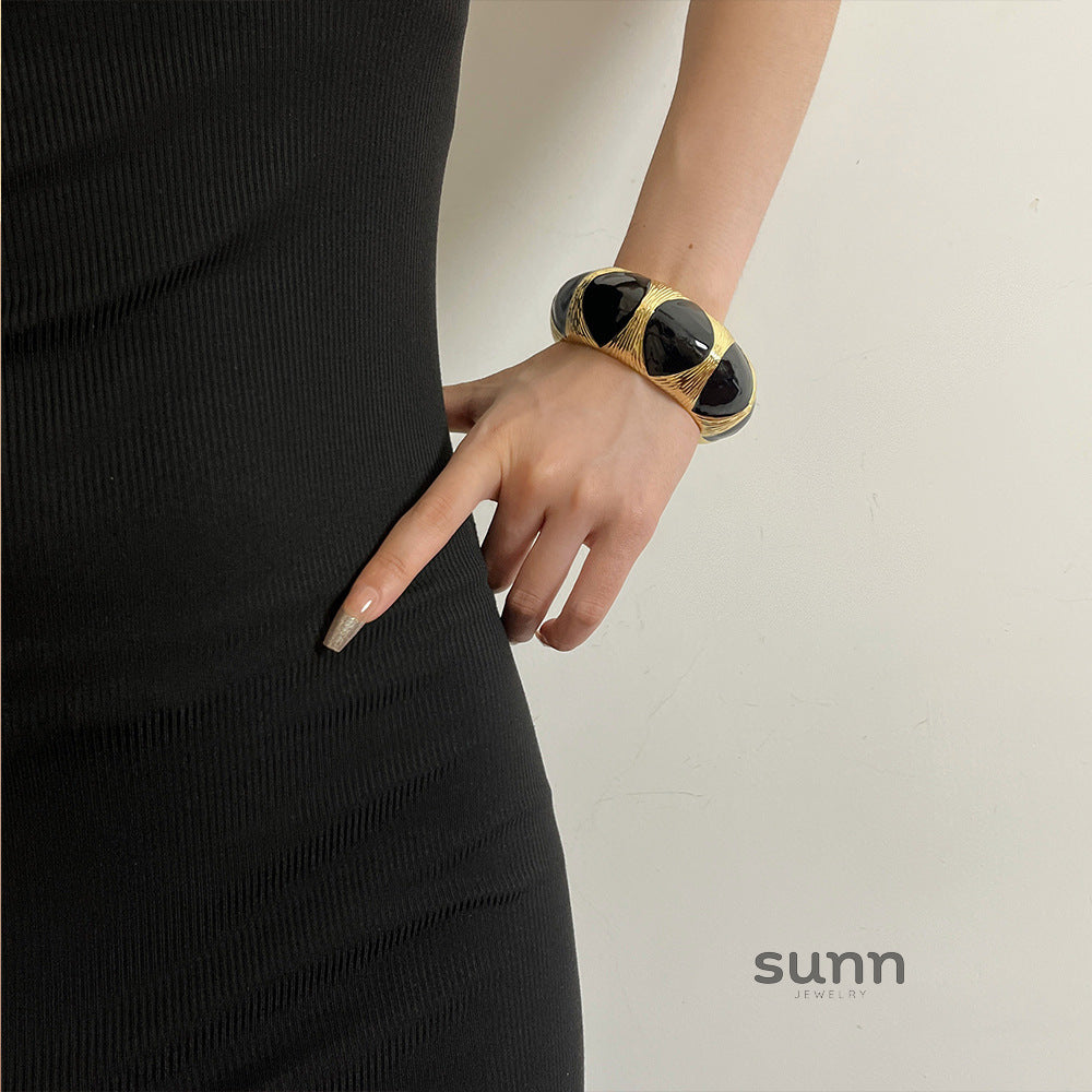Antonella Enamel Cuff Bracelet [NYKVSX46]