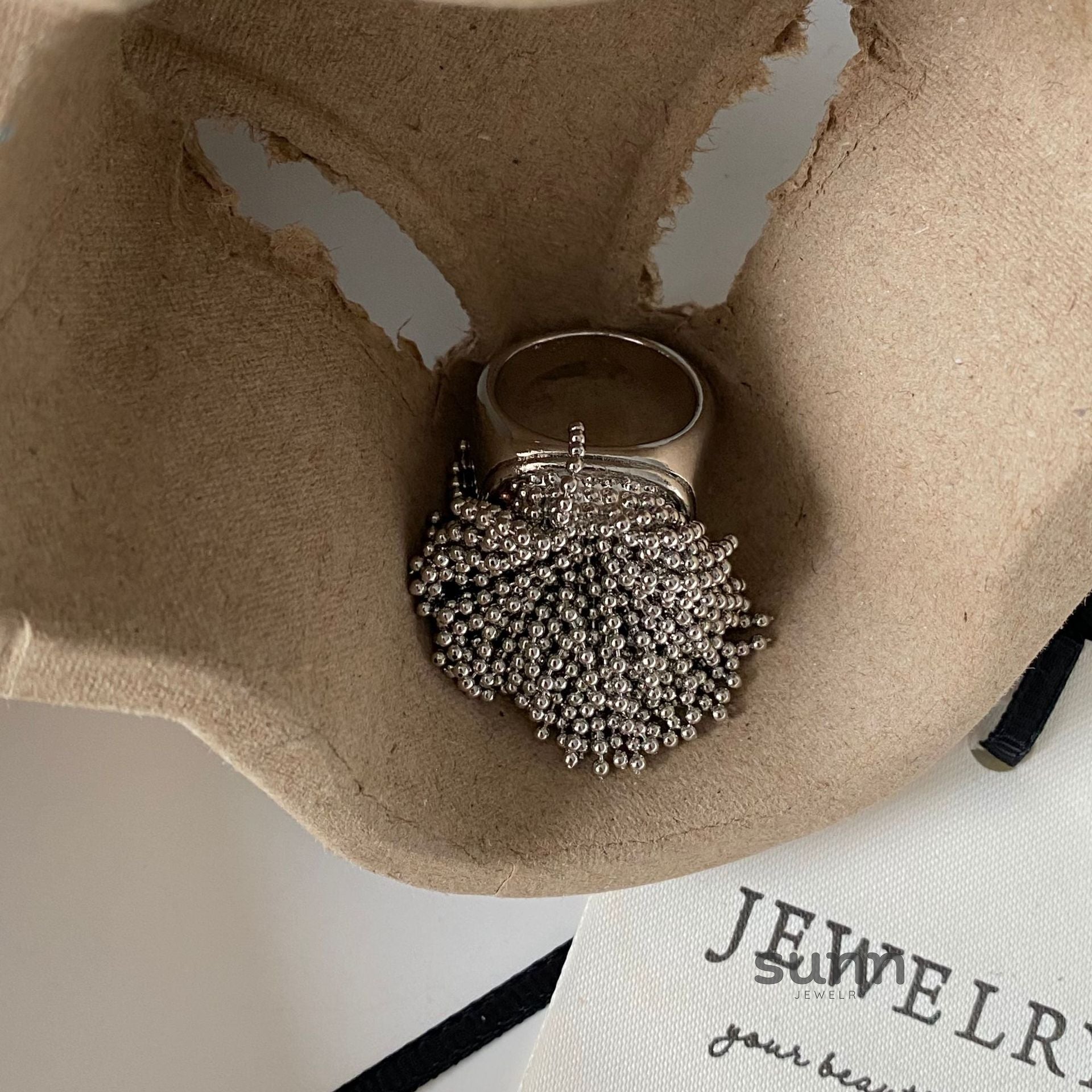 Antonella Firework Tassel Ring [VKOTFBPR]
