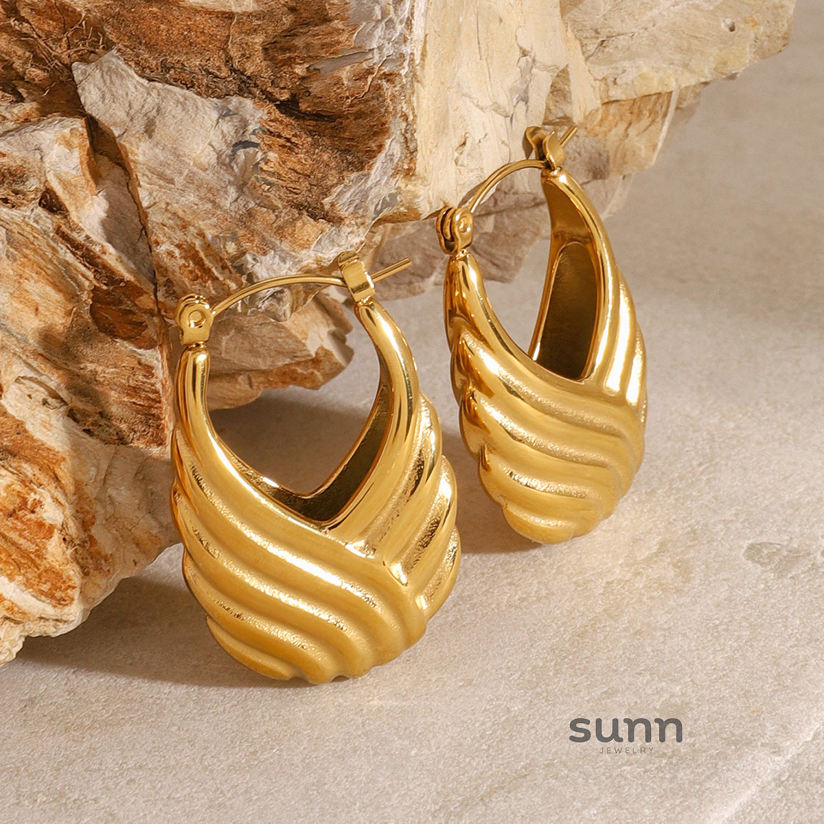 Anuhea Threaded Square Earrings [QOS8I9B3]