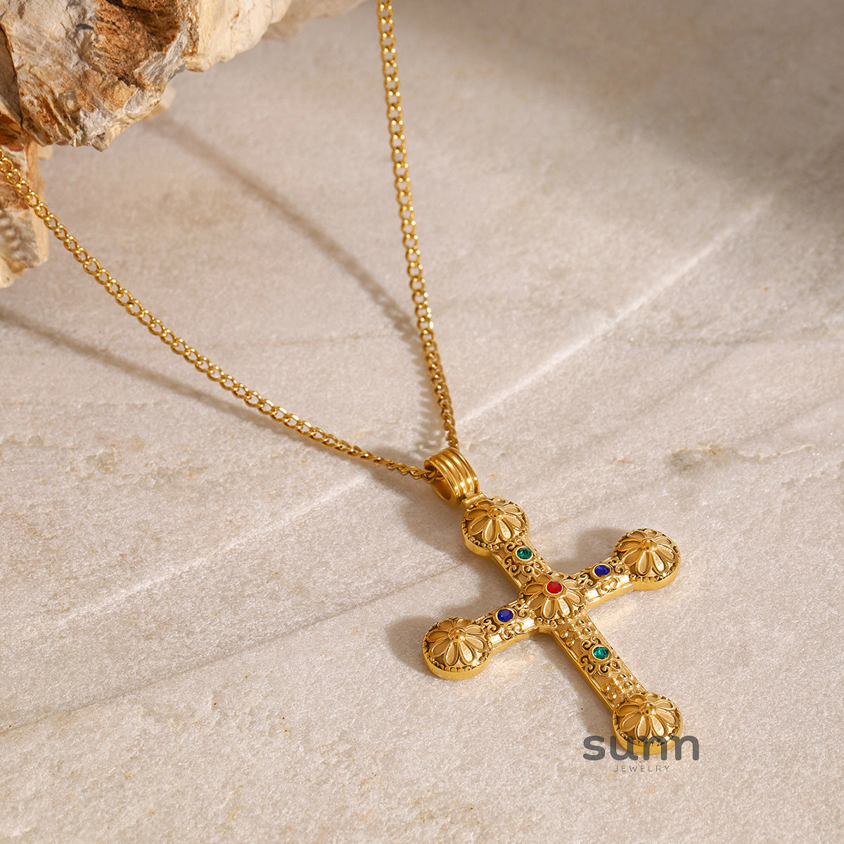 Anusha Diamond Cross Sweater Necklace [EAFSTXXZ]