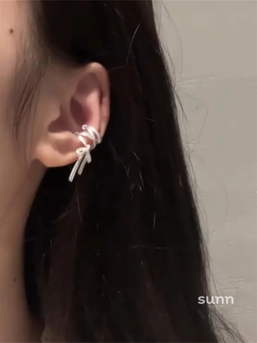 Anya Ballet Bow Ear Cuff