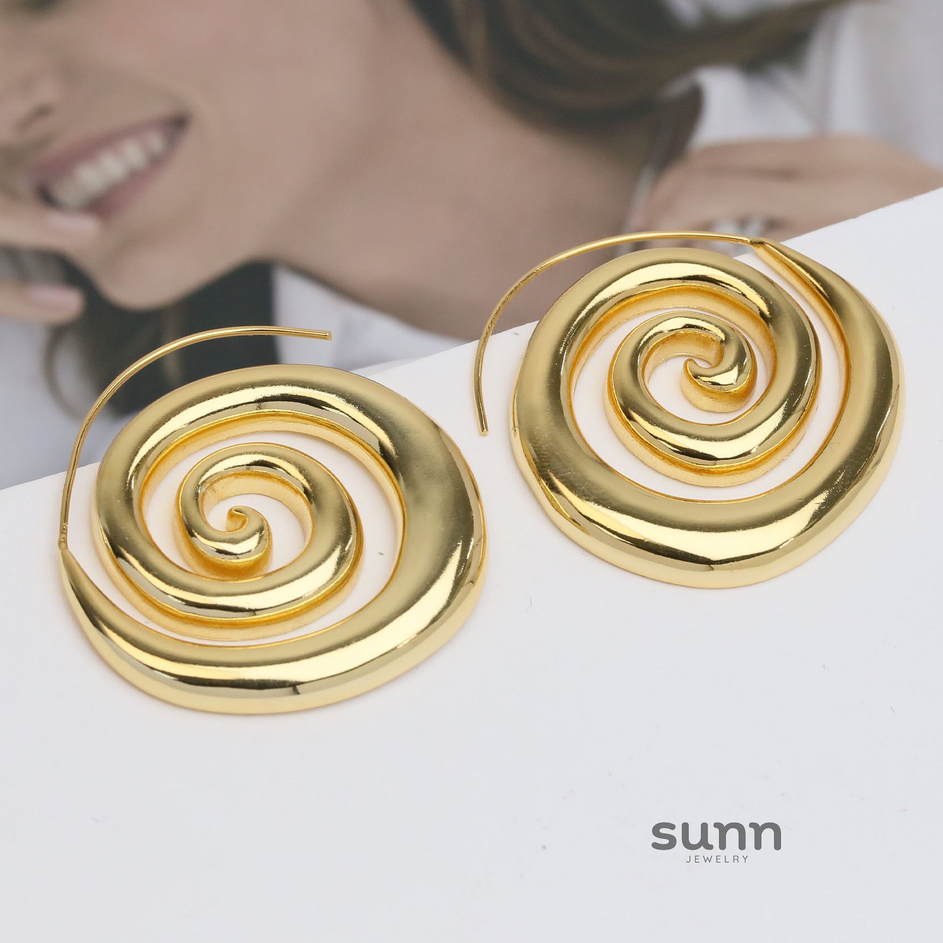 Anyah Threaded Disc Earrings [Y44M6MWU]