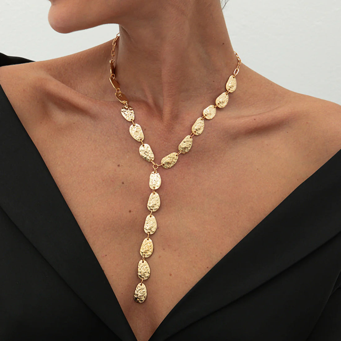Anyiah Hammered Disc Necklace