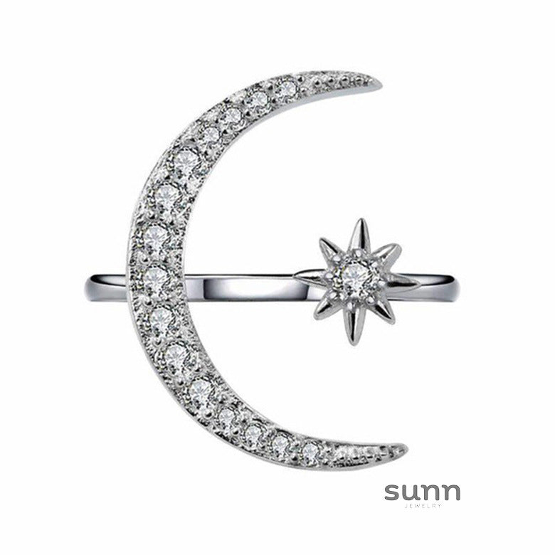Araceli Celestial Crescent Ring [6QJZRY36]