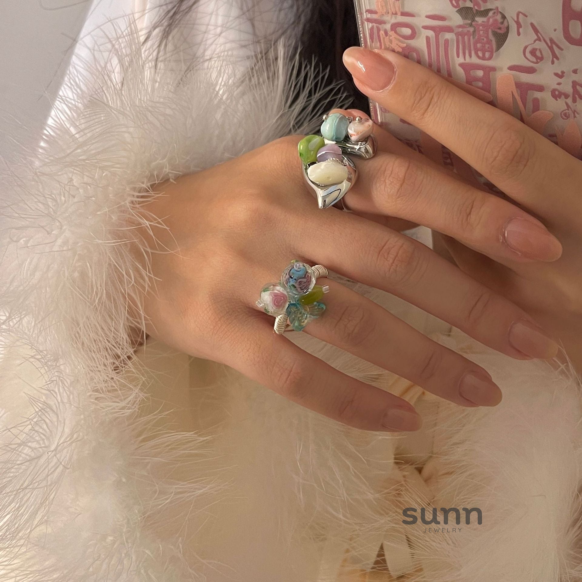 Aralyn Colorful Beaded Butterfly Ring [H2GGL1DW]