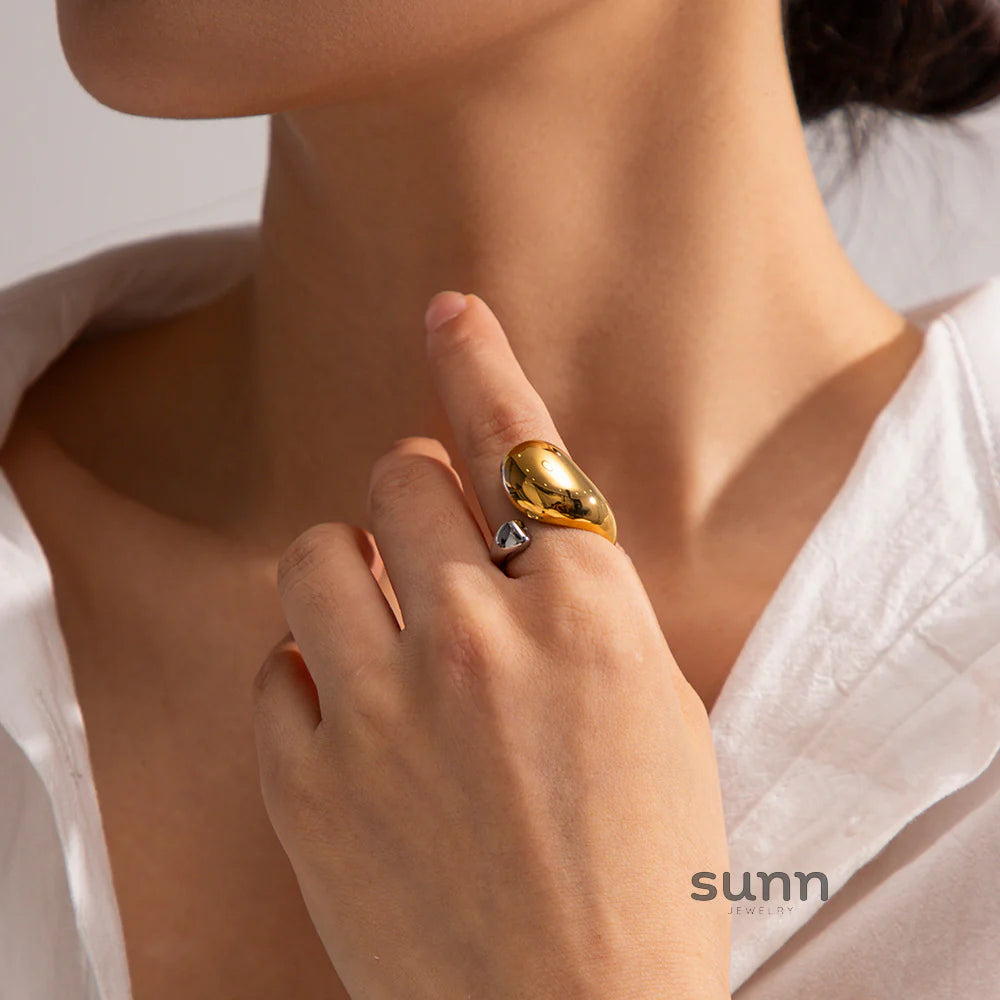 Arantza Sculpted Open Ring