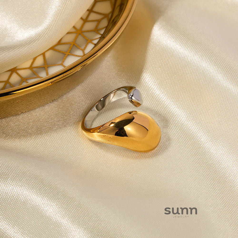 Arantza Sculpted Open Ring