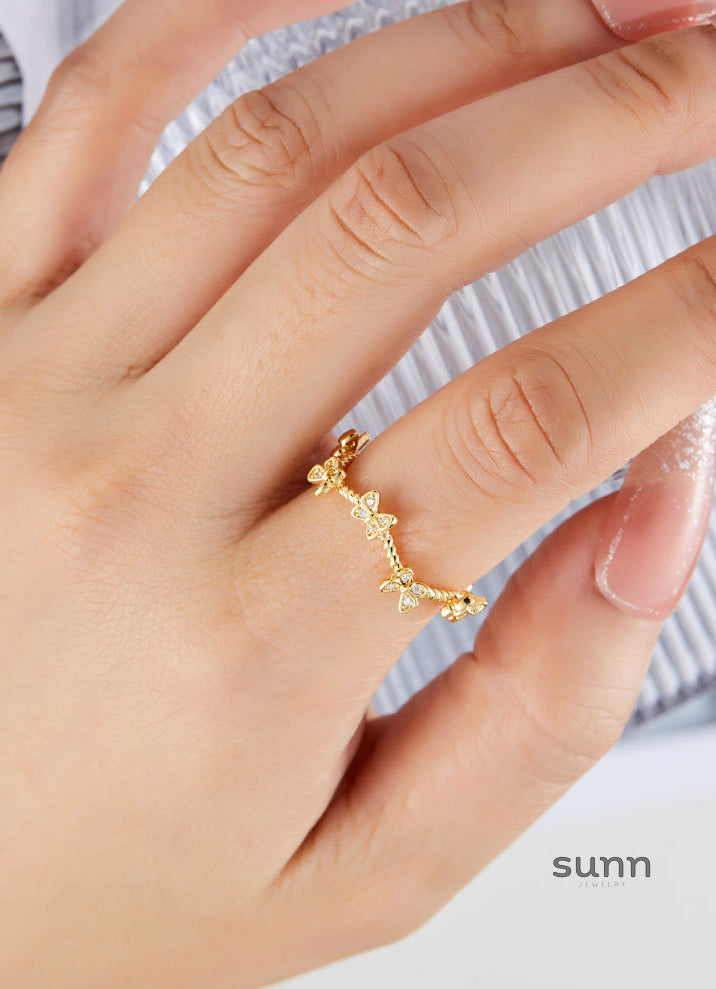 Arantza Zircon Butterfly Ring [3GAMV7GJ]