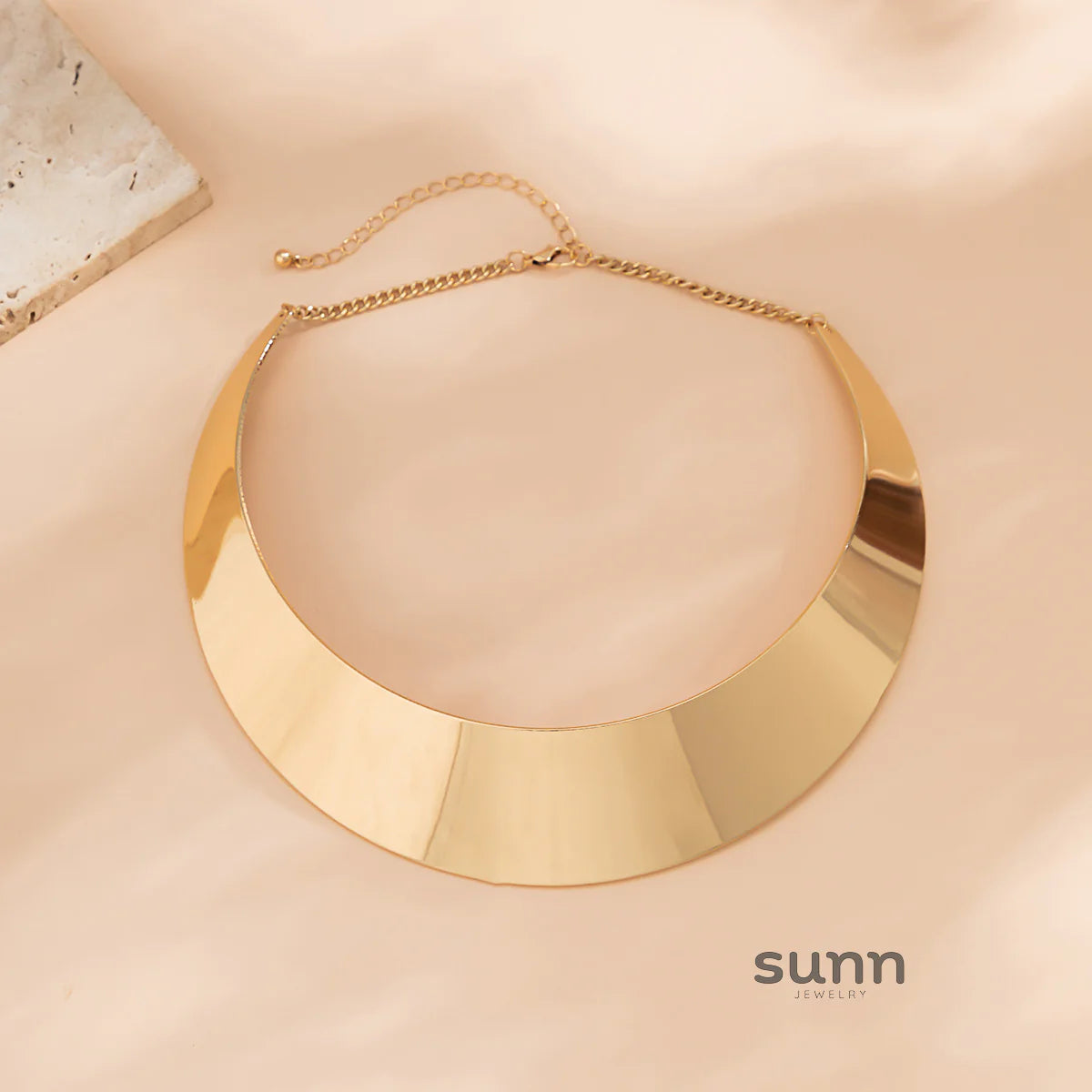 Aria Geometric Metal Choker