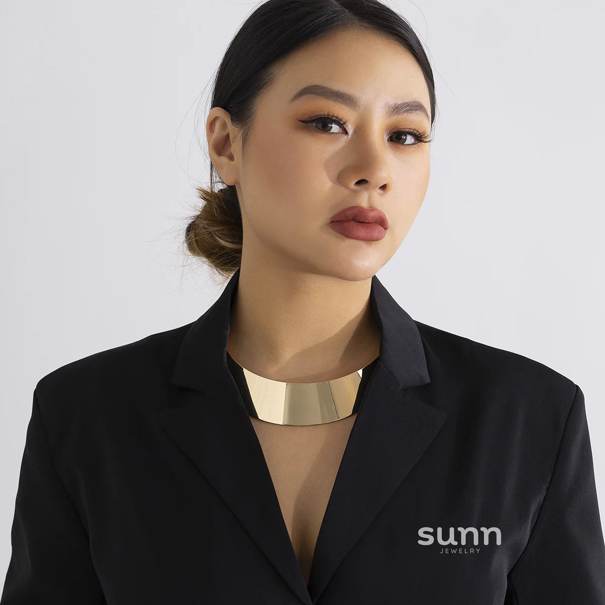Aria Geometric Metal Choker
