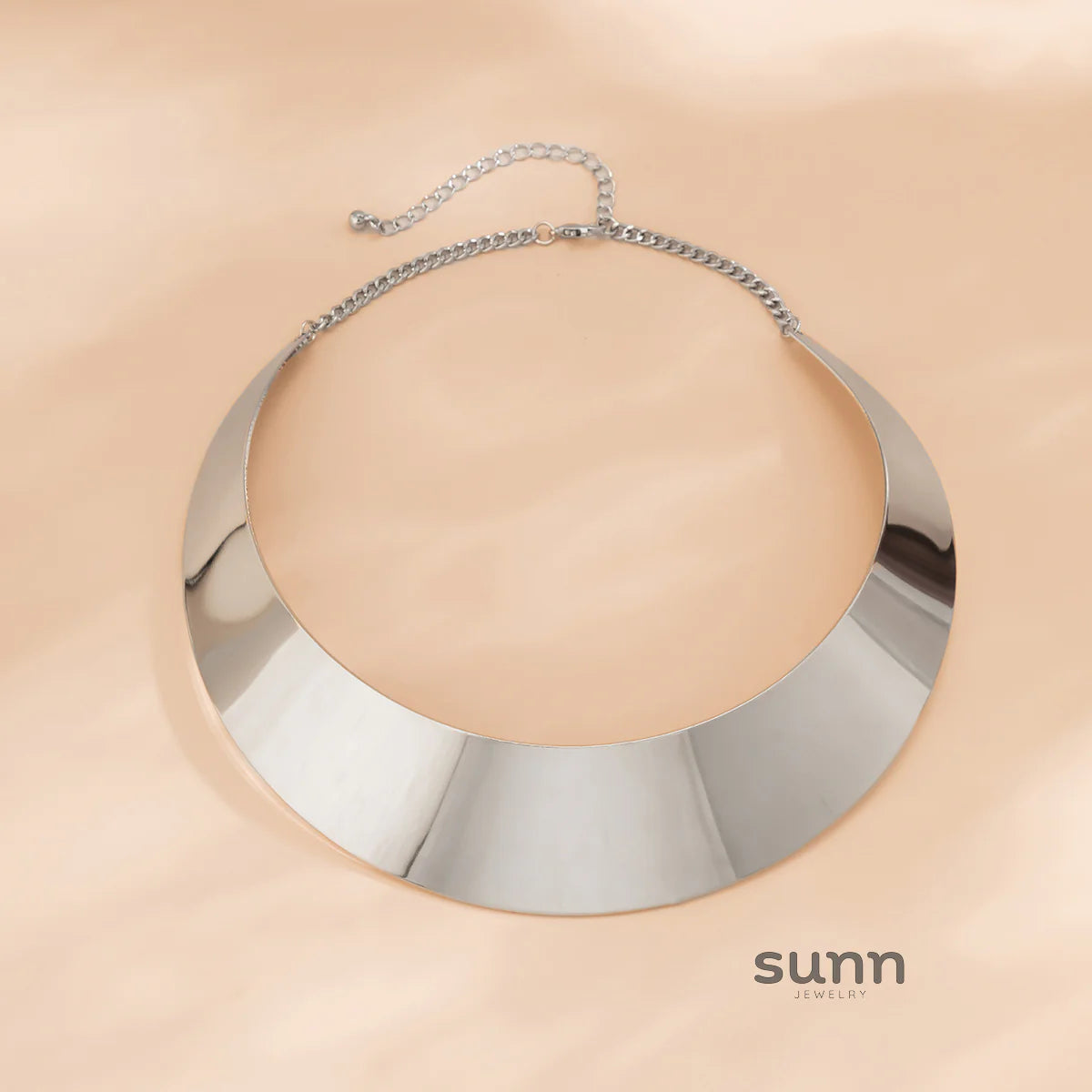 Aria Geometric Metal Choker