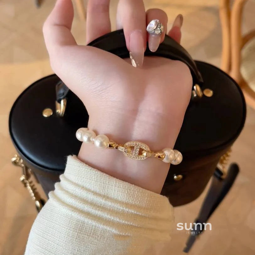 Aria Star Pearl Bracelet